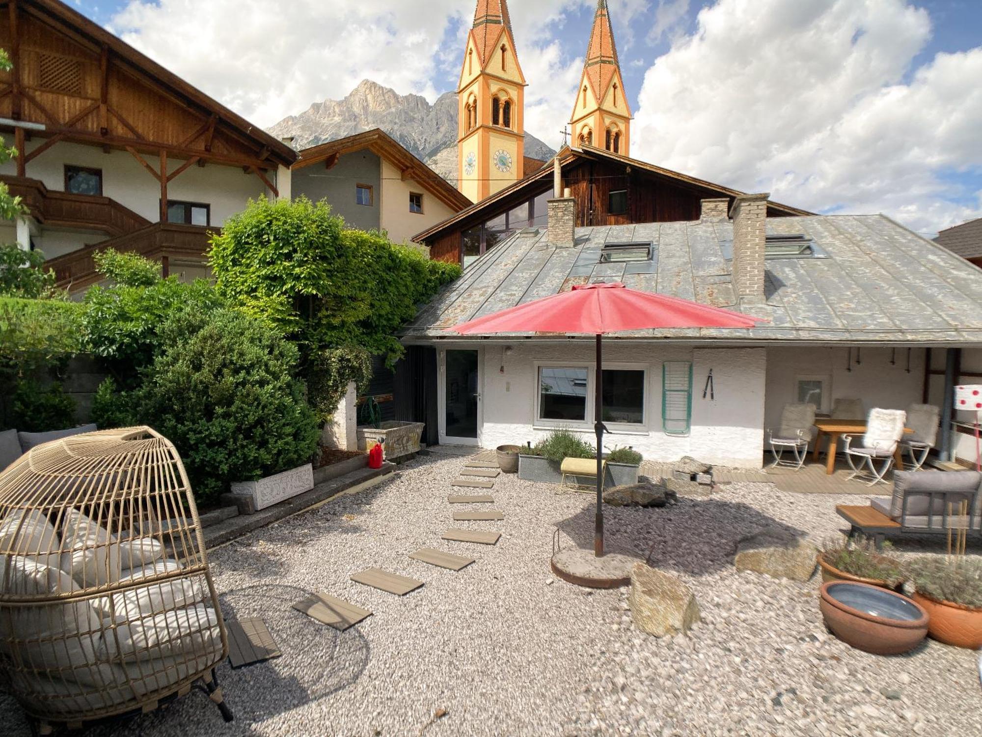 Mitten Im Zentrum Ferienwohnungen Mit Sonniger Terrasse テルフス エクステリア 写真